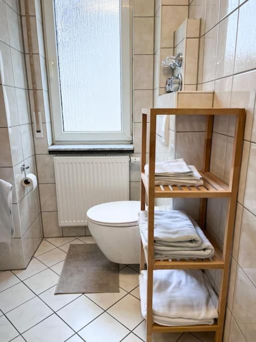 Neu Sanierte Einzimmerwohnung Apartment *