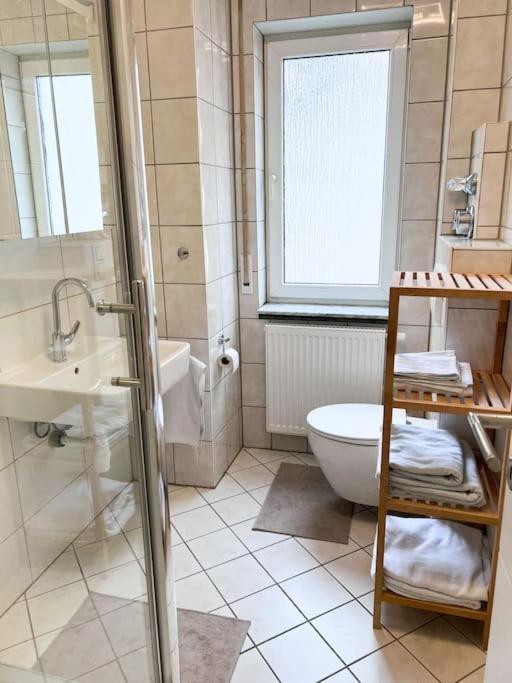 Apartment Neu Sanierte Einzimmerwohnung *