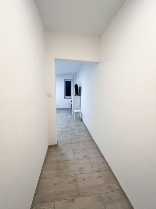 Apartment Neu Sanierte Einzimmerwohnung Bad Nauheim