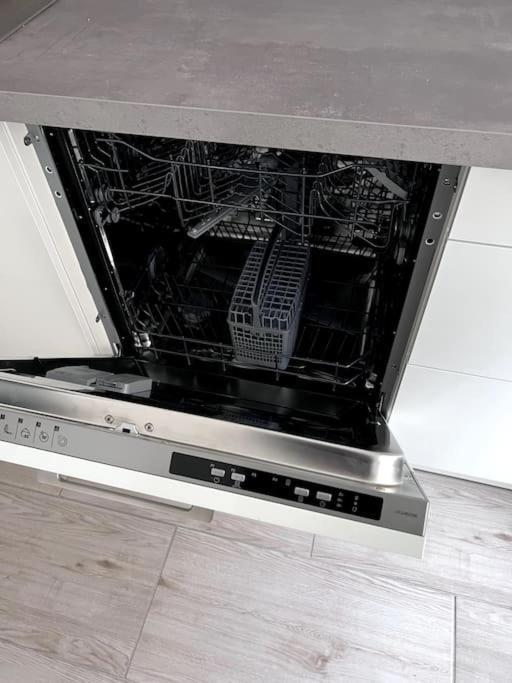 Apartment Neu Sanierte Einzimmerwohnung